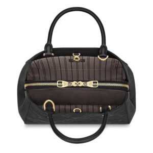 Alternative view of Montaigne MM Black